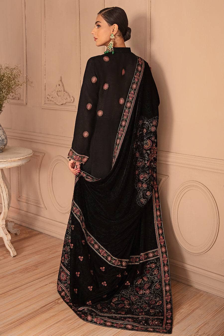 img_ramsha_velvet_awwal_boutique