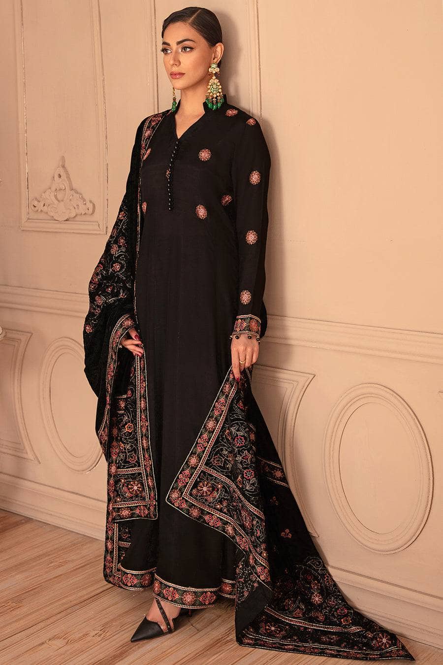 img_ramsha_velvet_awwal_boutique