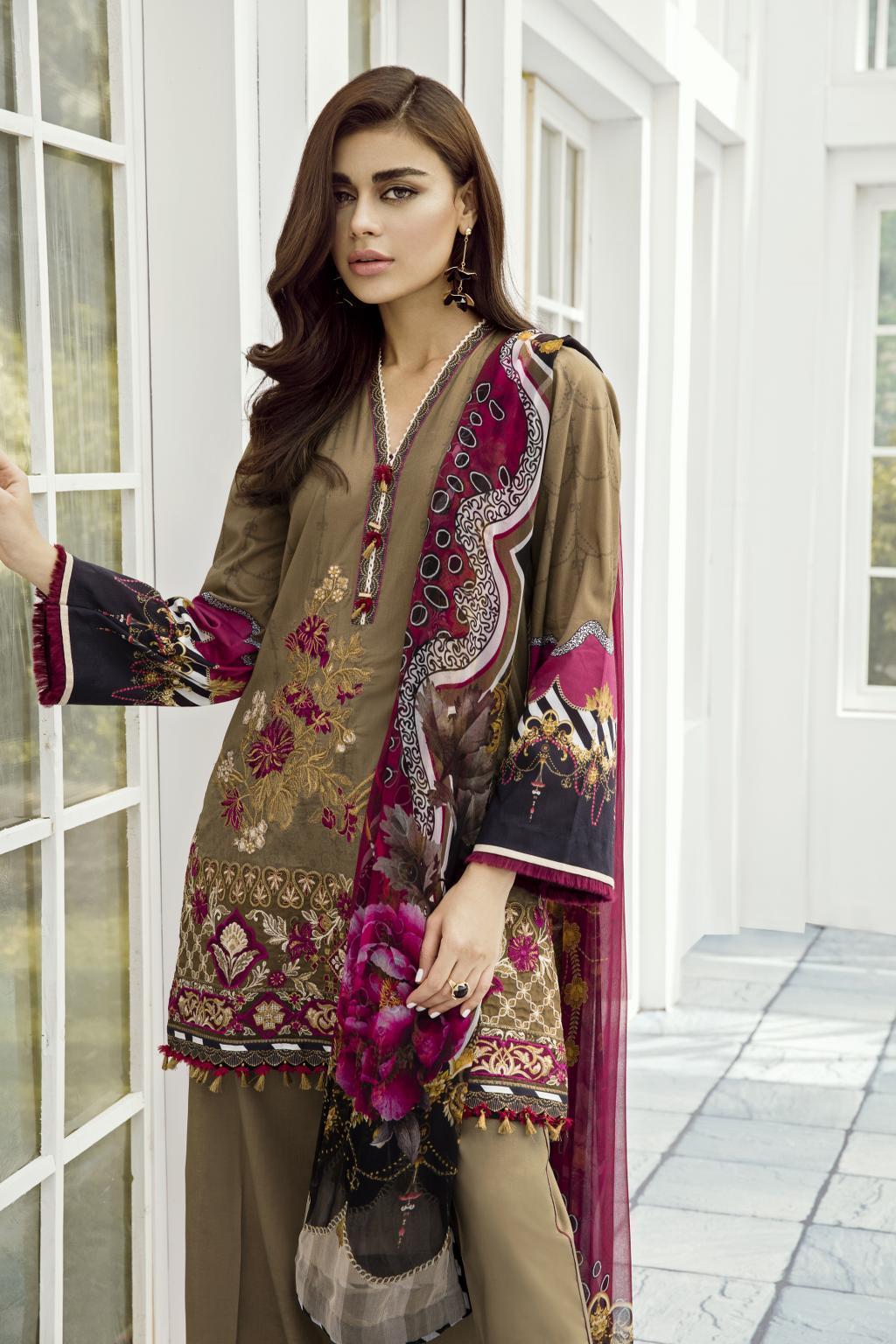 img_baroque_lawn_collection_awwal_boutique