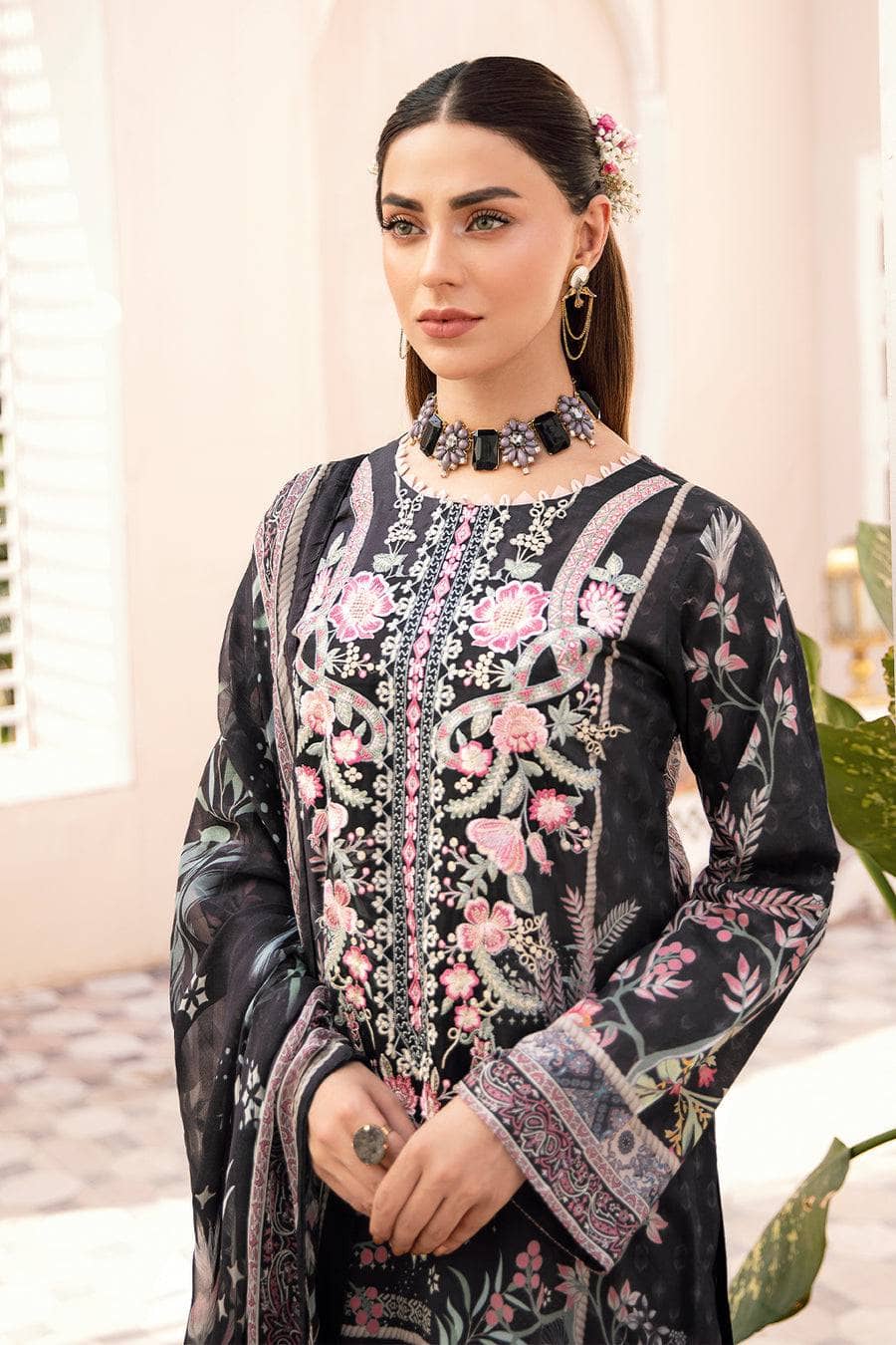 img_rangrez_by_ramsha_awwal_boutique