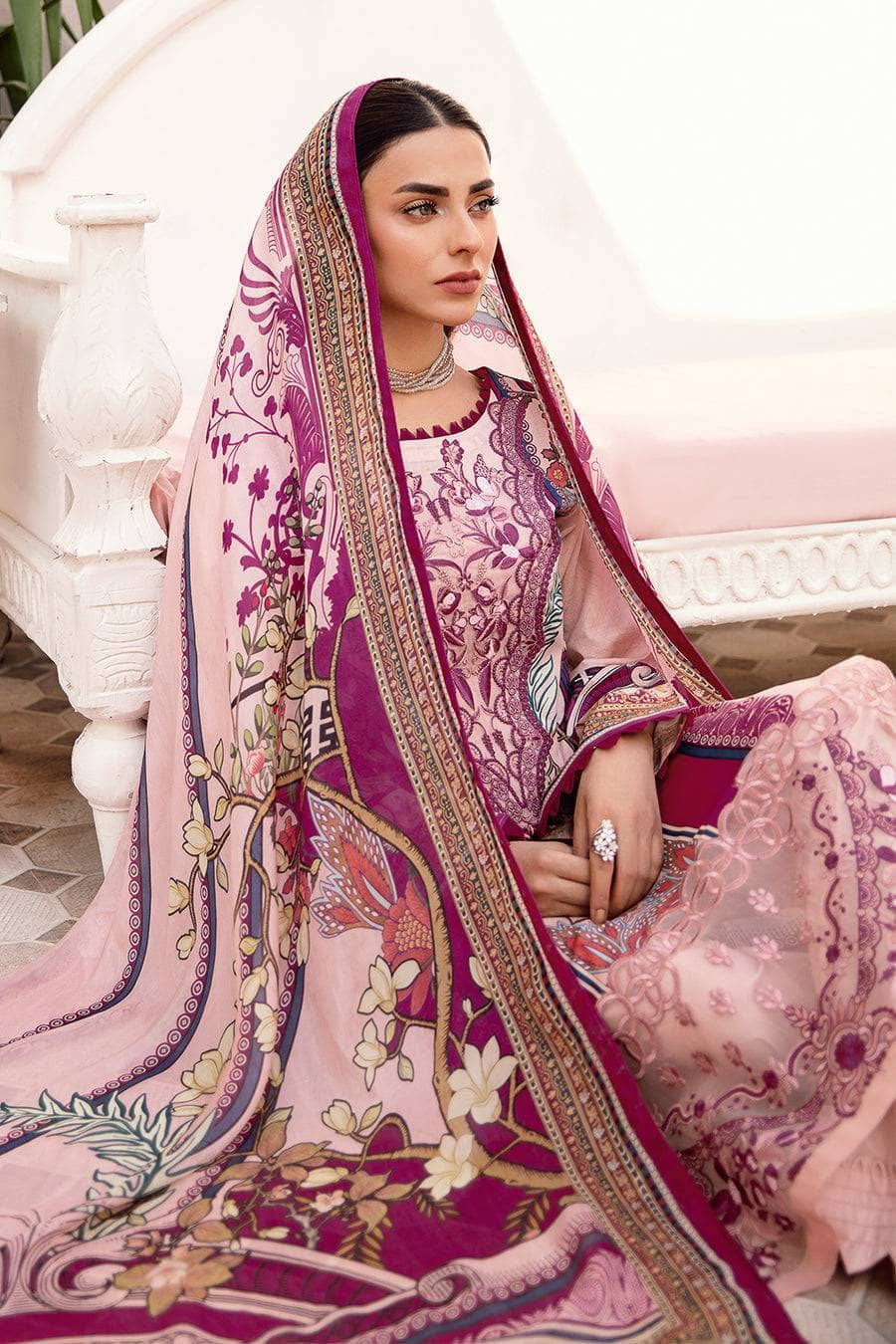 img_rangrez_by_ramsha_awwal_boutique