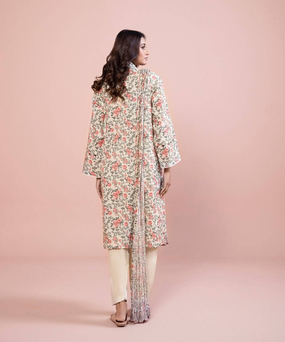 Img_sapphire_day_to_day_lawn_23_awwal_boutique_awwal_boutique