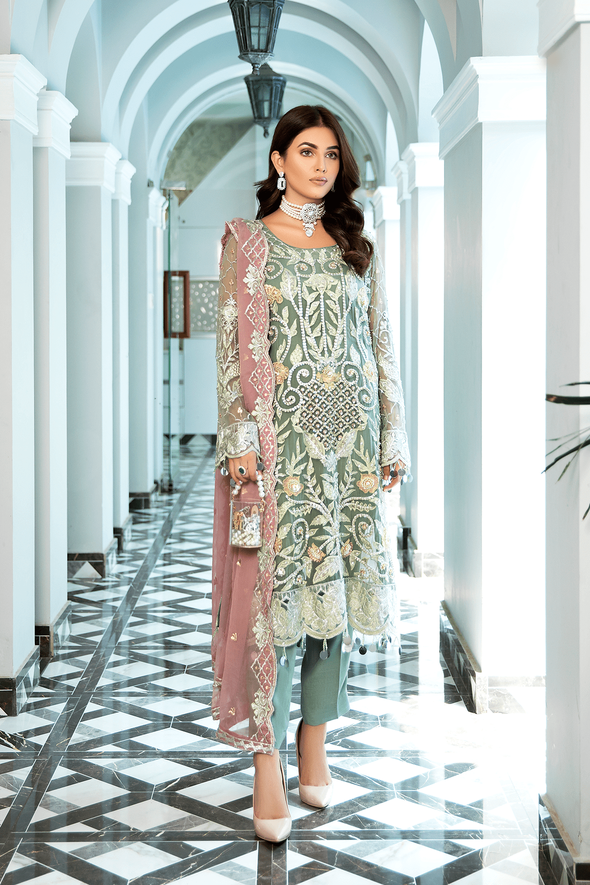 img_zeenat_zebtan_chiffon_awwal_boutique