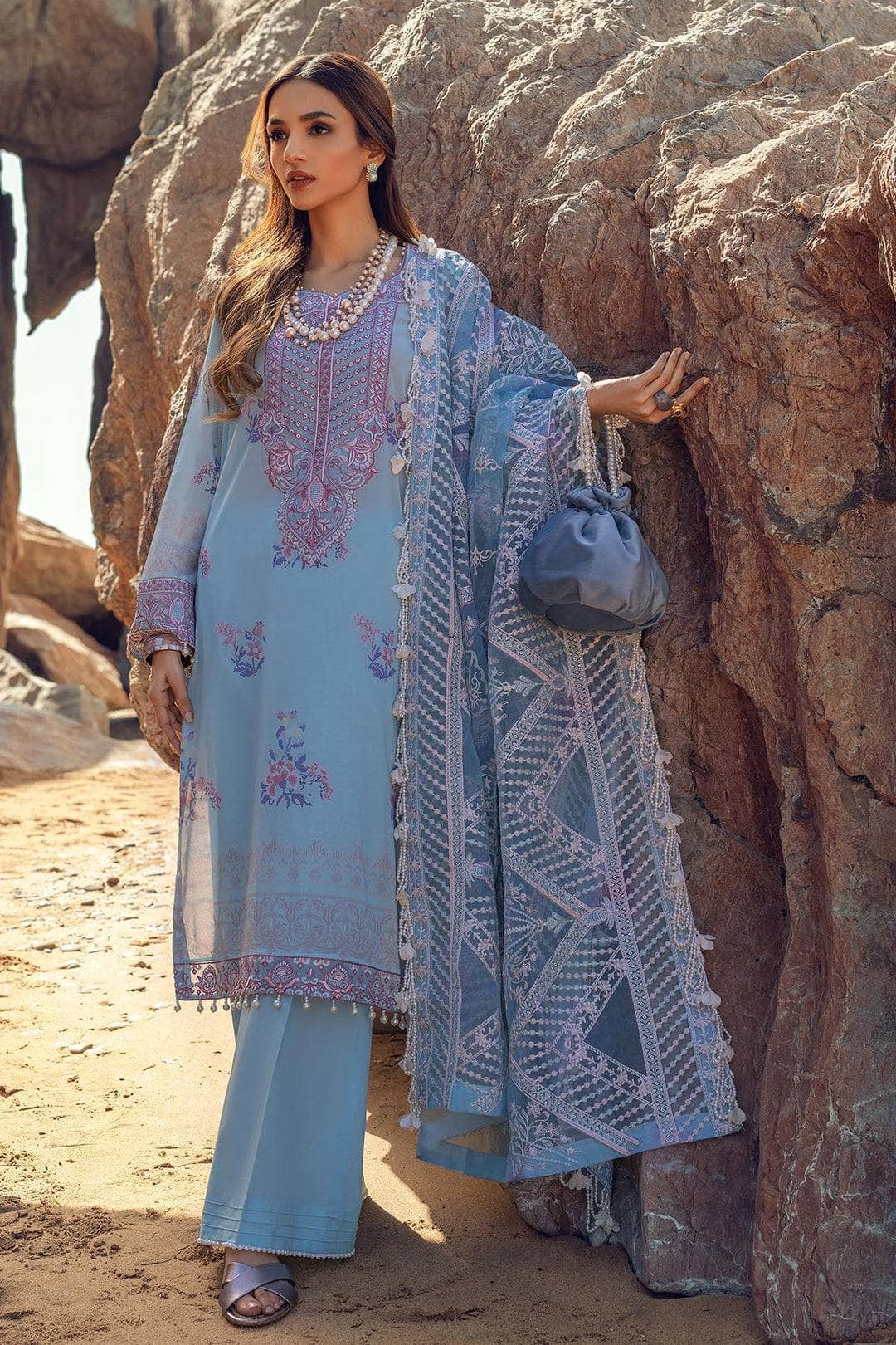 img_nureh_maya_swiss_voil_awwal_boutique