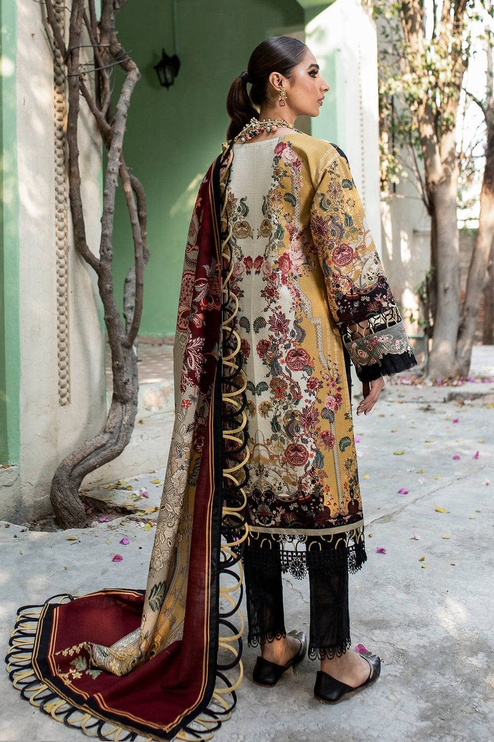 Img_jade_khaddar_22_awwal_boutique