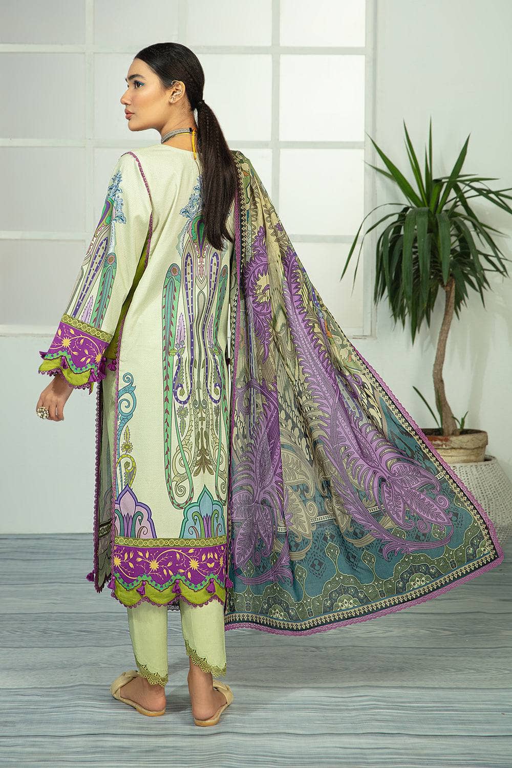 img_jade_bliss_lawn_awwal_boutique