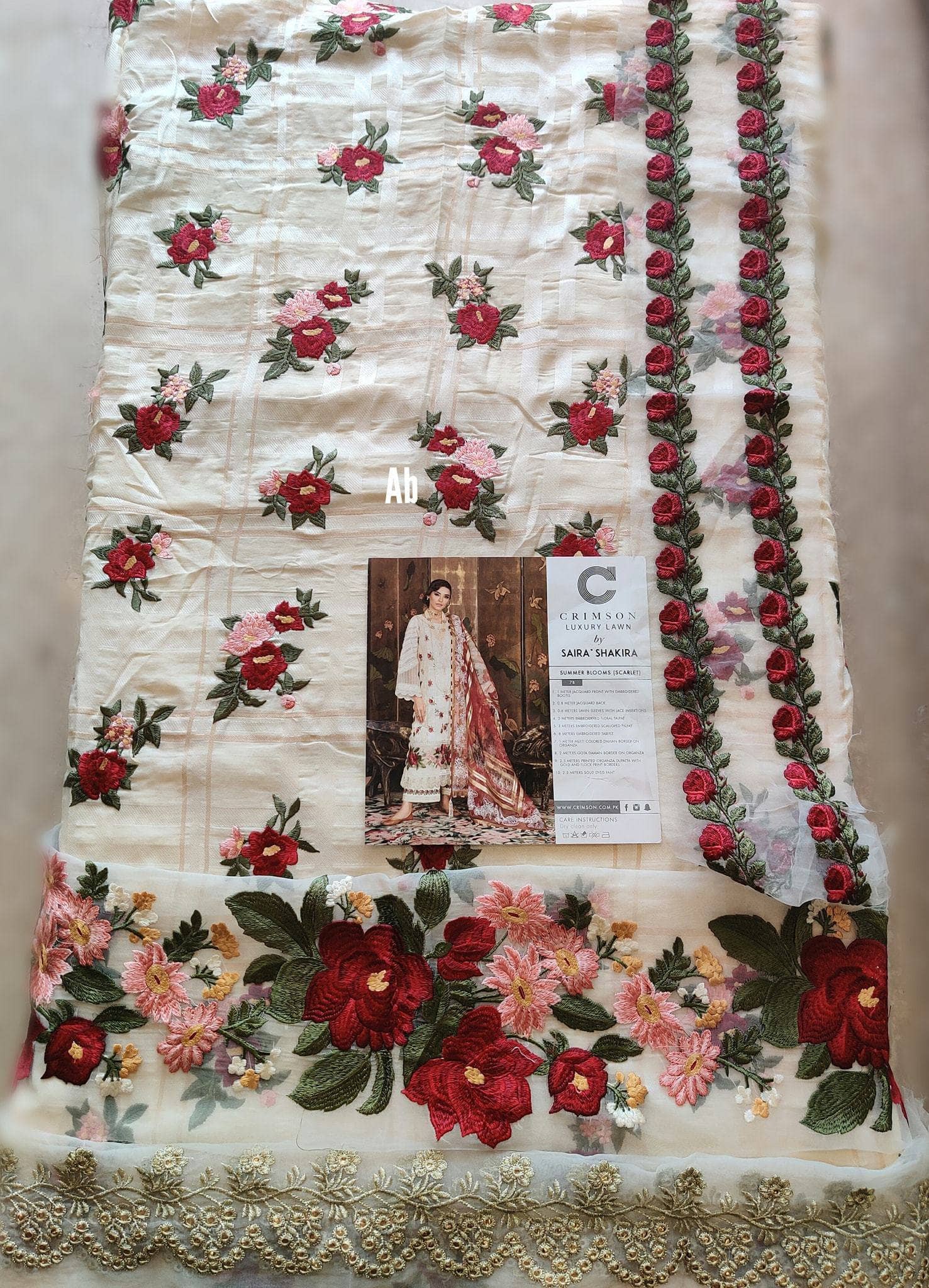 img_crimson_by_saira_shakira_awwal_boutique