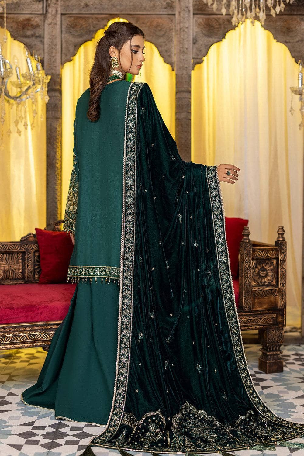 img_adans_libas_velvet_awwal_boutique