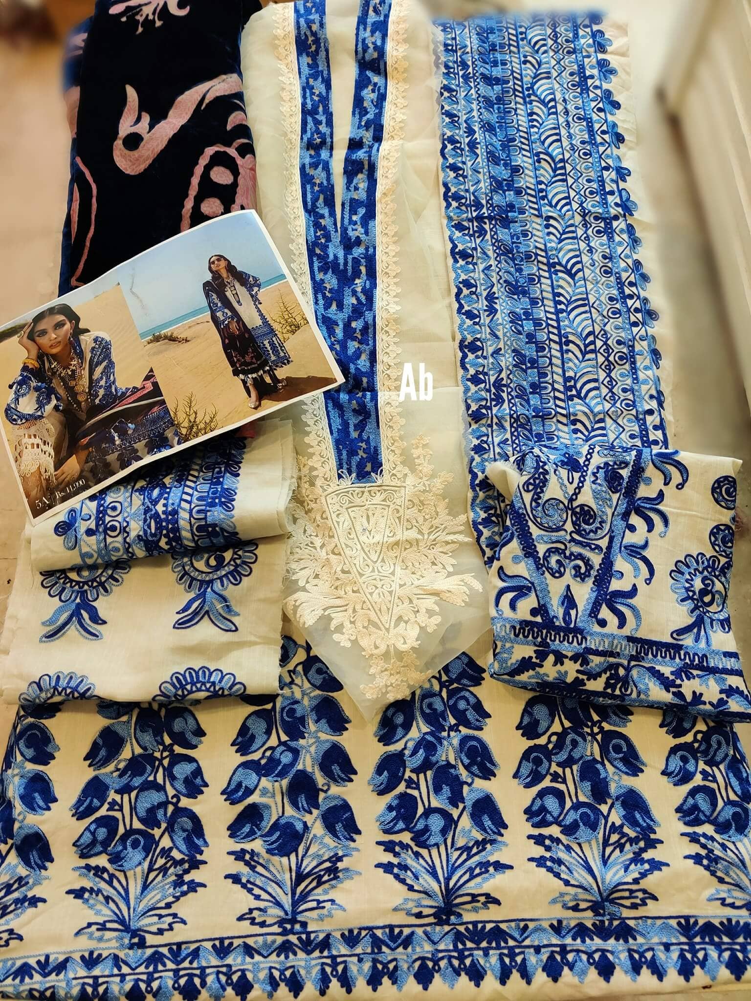 img_sana_safinaz_winter_luxury_winter_21_awwal_boutique