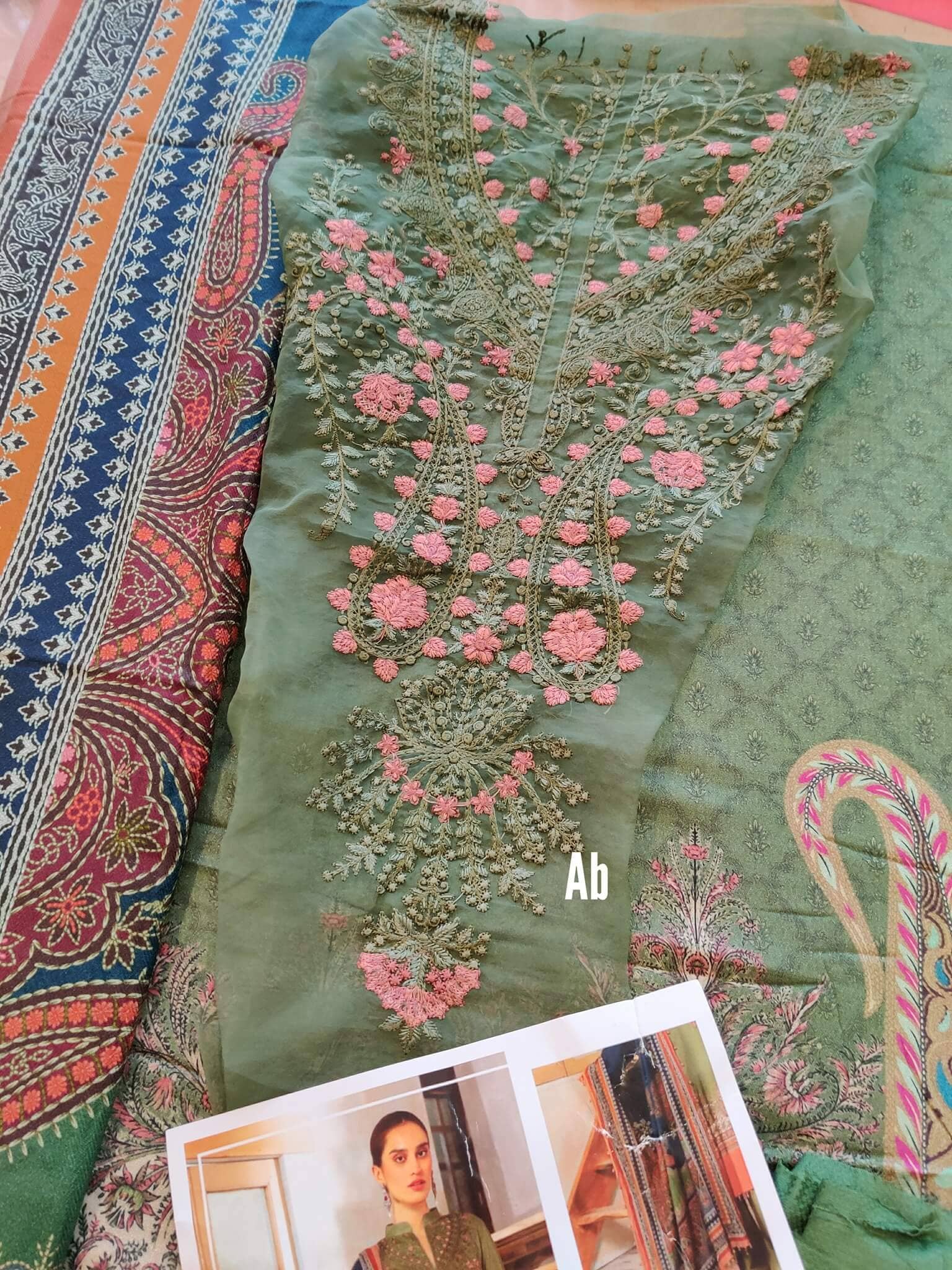 img_open_pics_maria_b_m_prints_winter_21_awwal_boutique