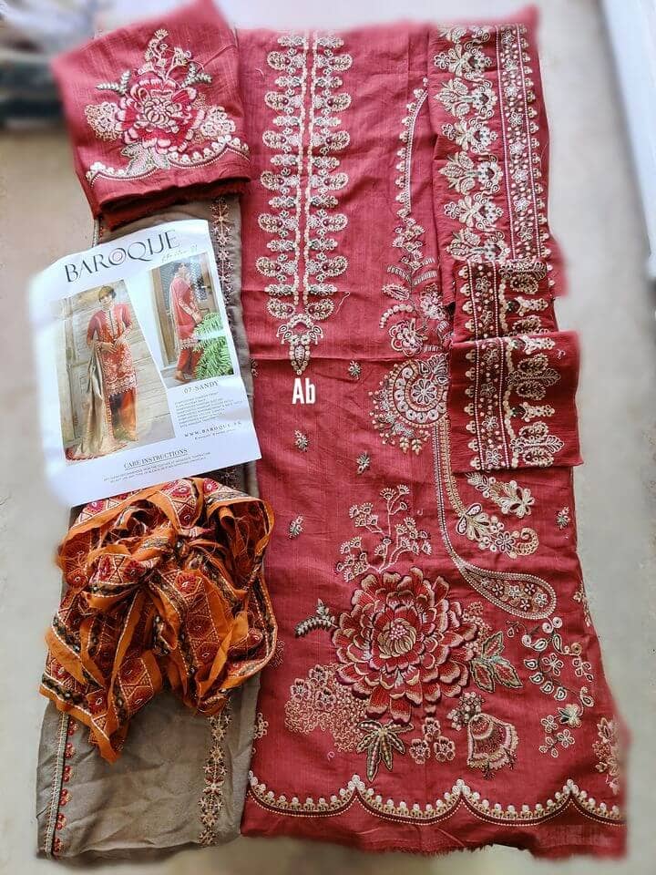 img_open_pics_baroque_khaddar_21_awwal_boutique