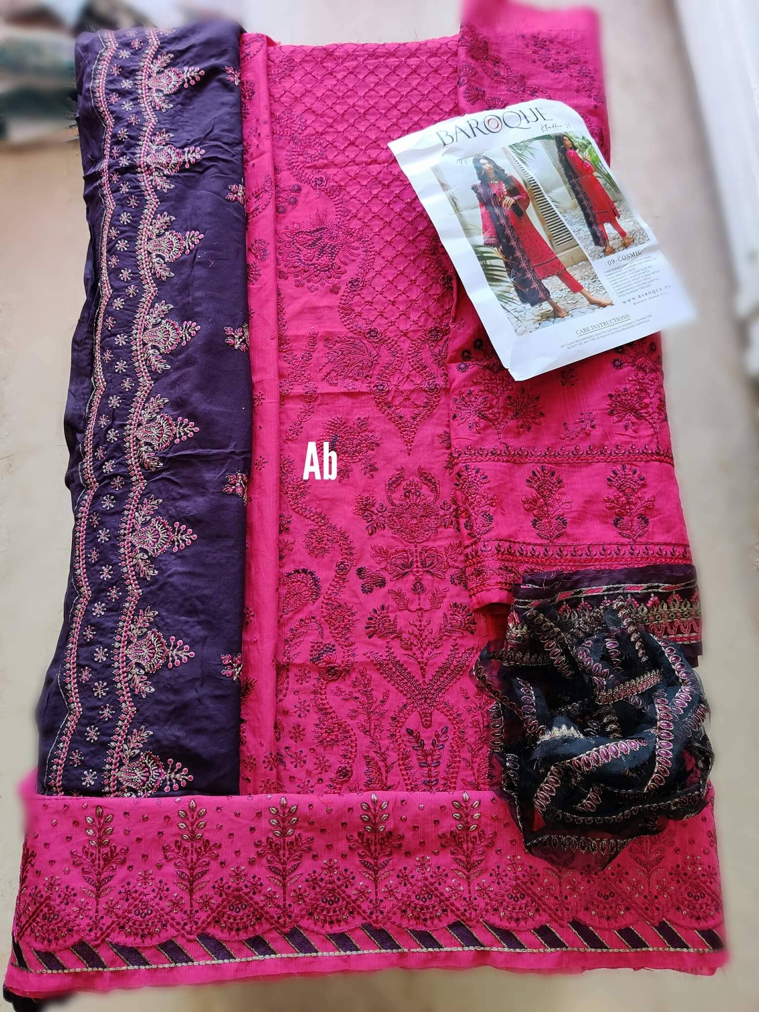 img_open_pics_baroque_khaddar_21_awwal_boutique