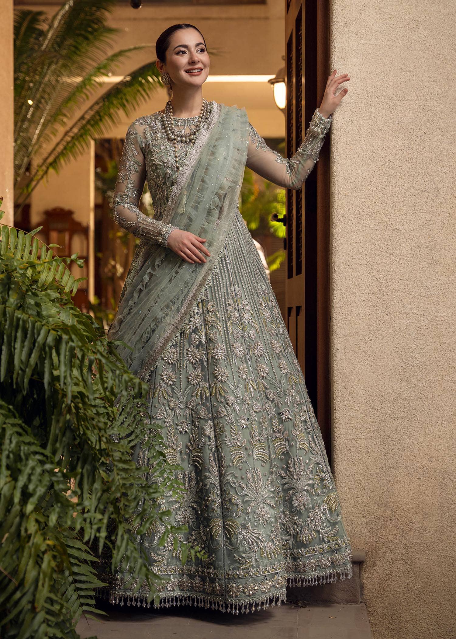 Img_crimson_wedding_edition_awwal_boutique