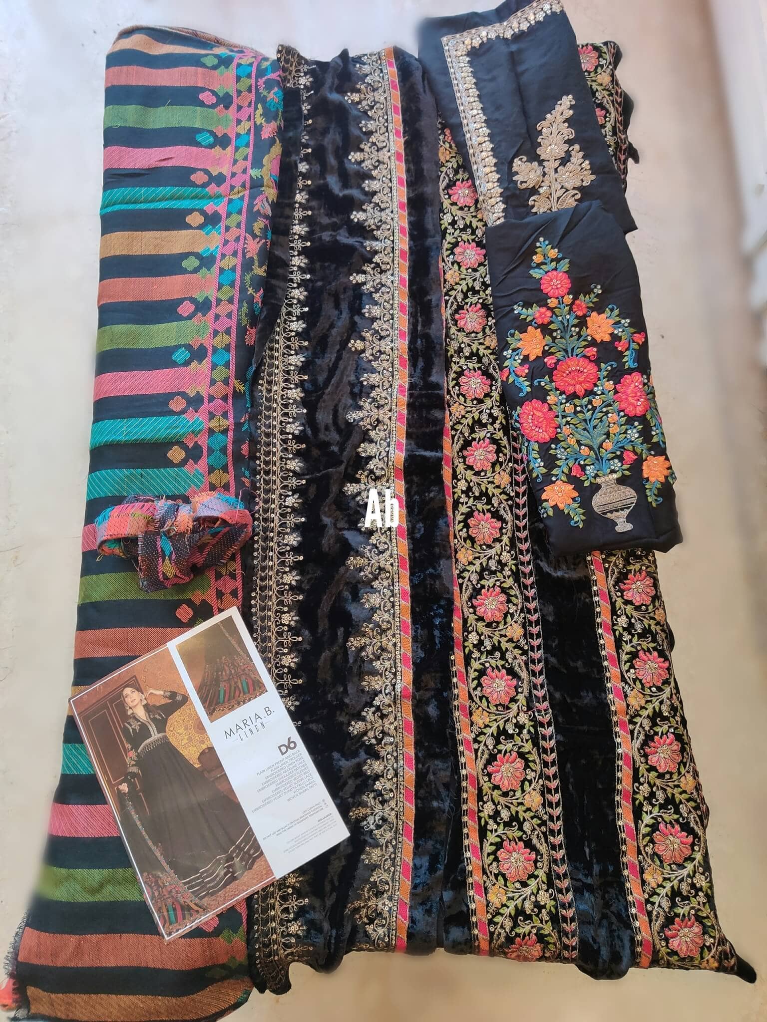 img_open_pics_maria_b_linen_21_awwal_boutique