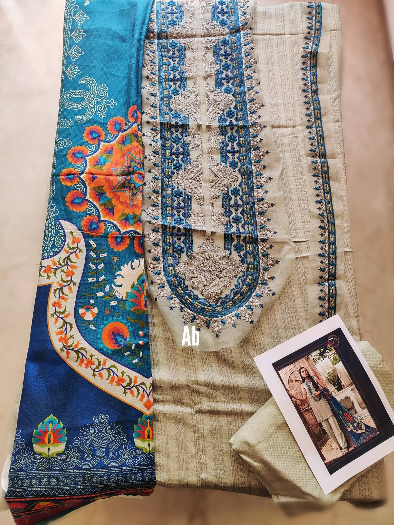 img_maria_b_m_prints_winter_21_awwal_boutique