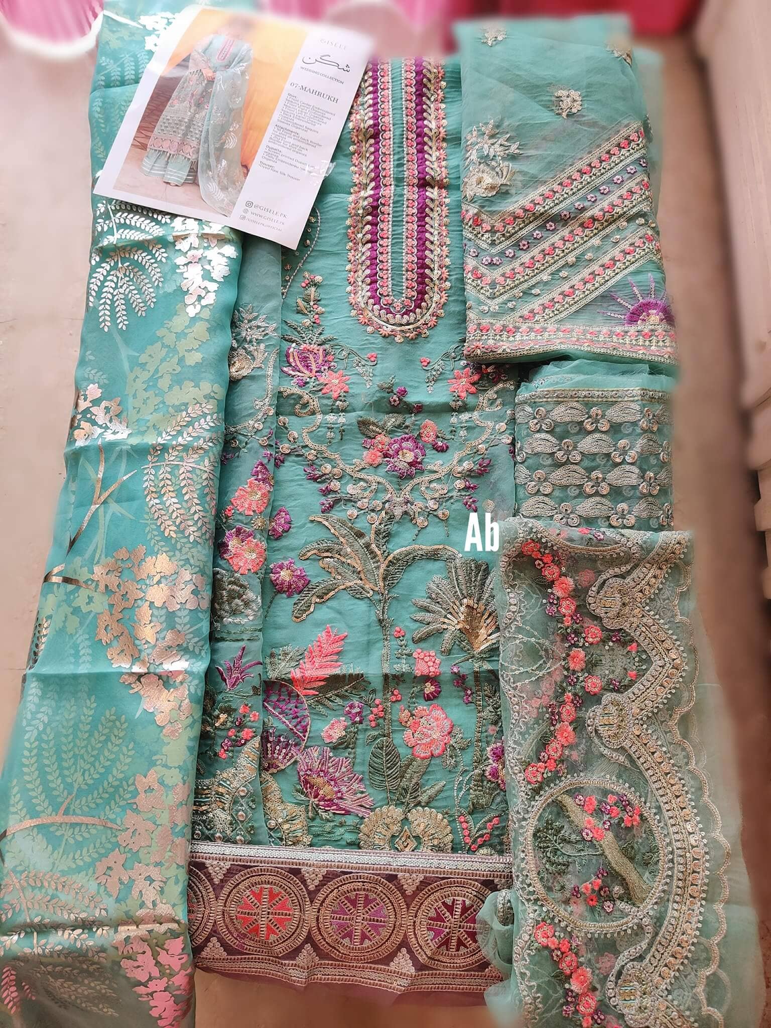 img_open_pics_gisele_shagun_wedding_edition_awwal_boutique