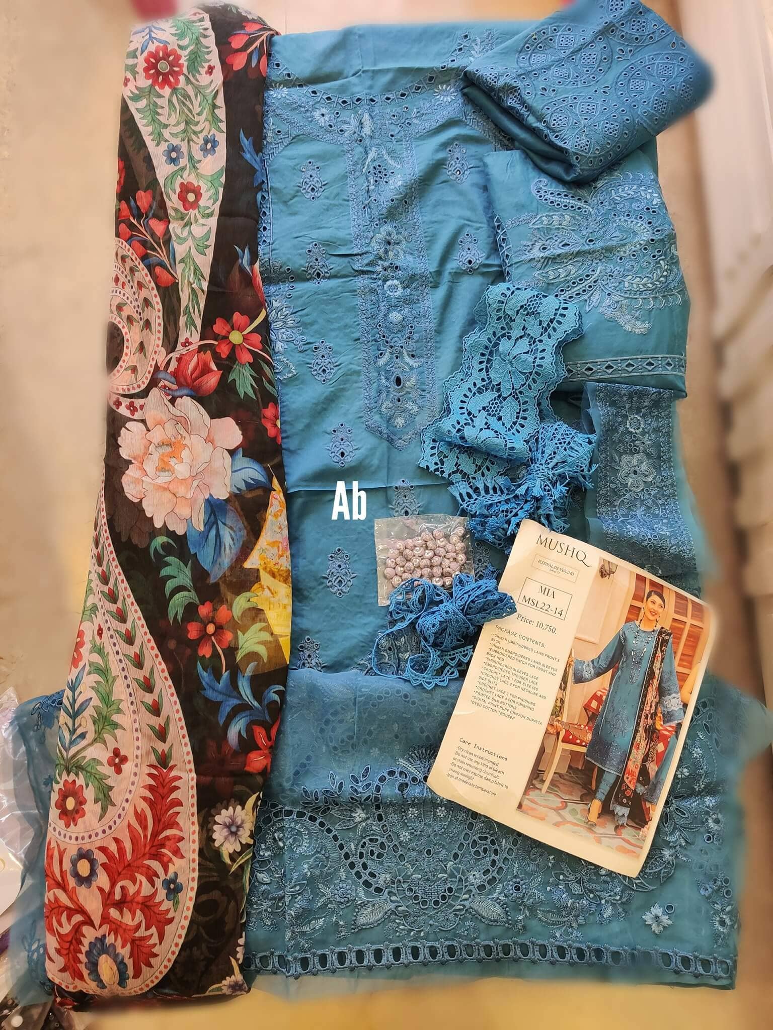 img_open_pics_mushq_lawn_22_awwal_boutique