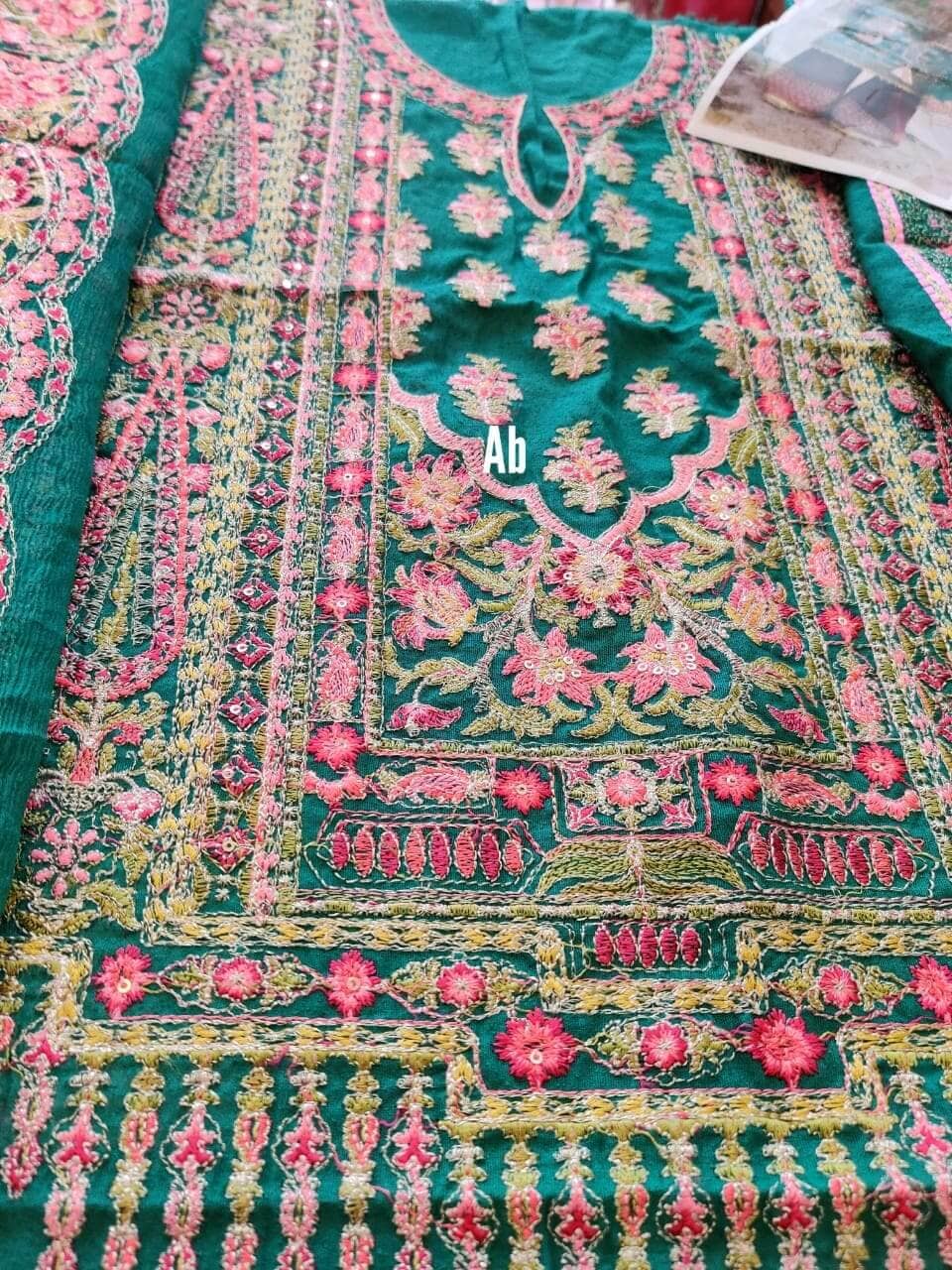 img_open_pic_hussain_rehar_awwal_boutique