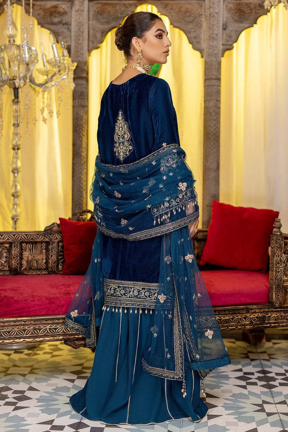 img_adans_libas_velvet_awwal_boutique