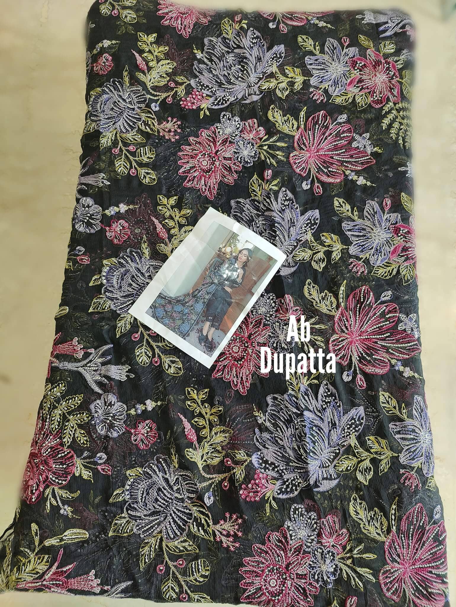 img_baroque_swiss voil_awwal_boutiqueimg_baroque_swiss voil_awwal_boutique