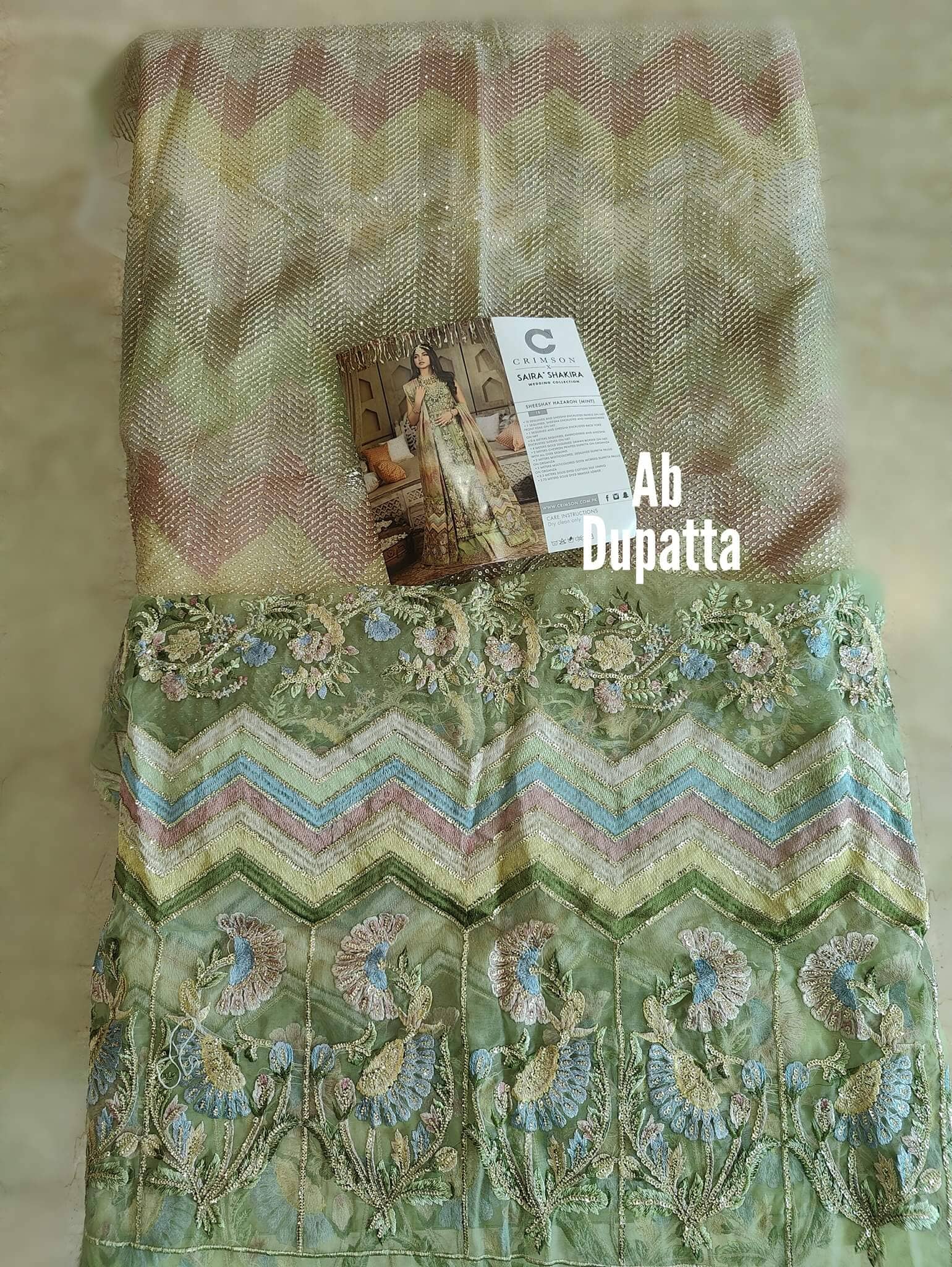 img_open_pic_crimson_wedding_awwal_boutique