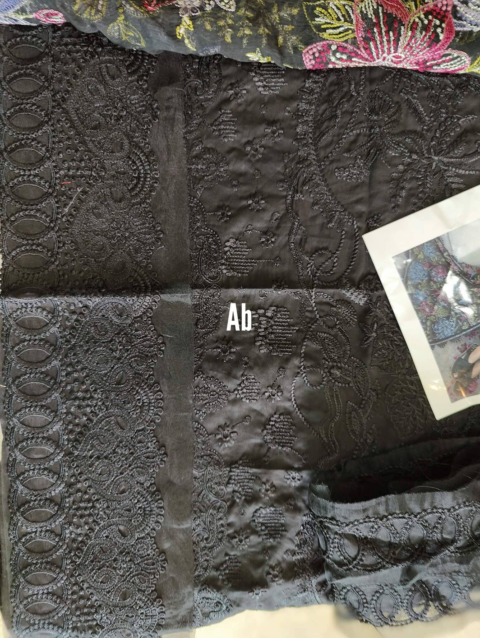 img_baroque_lawn_22_awwal_boutique