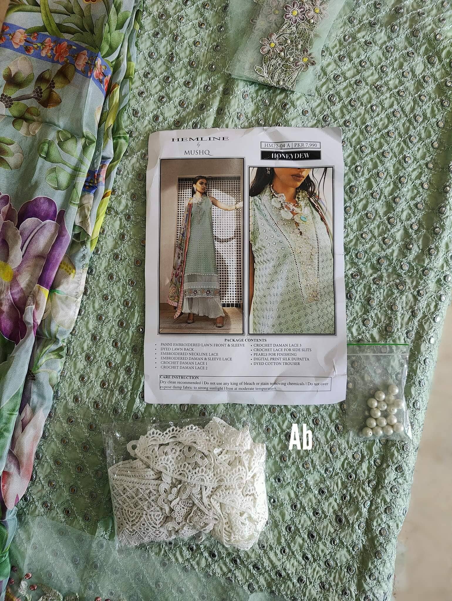 img_hemline_by_mushq_awwal_boutique