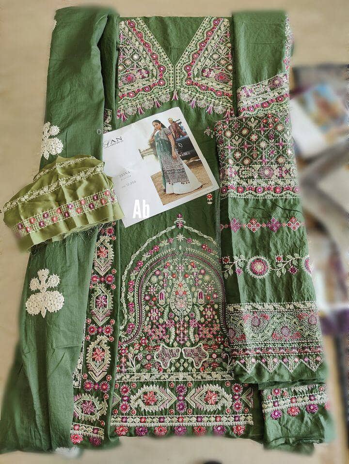 img_open_pic_elan_lawn22_awwal_boutique