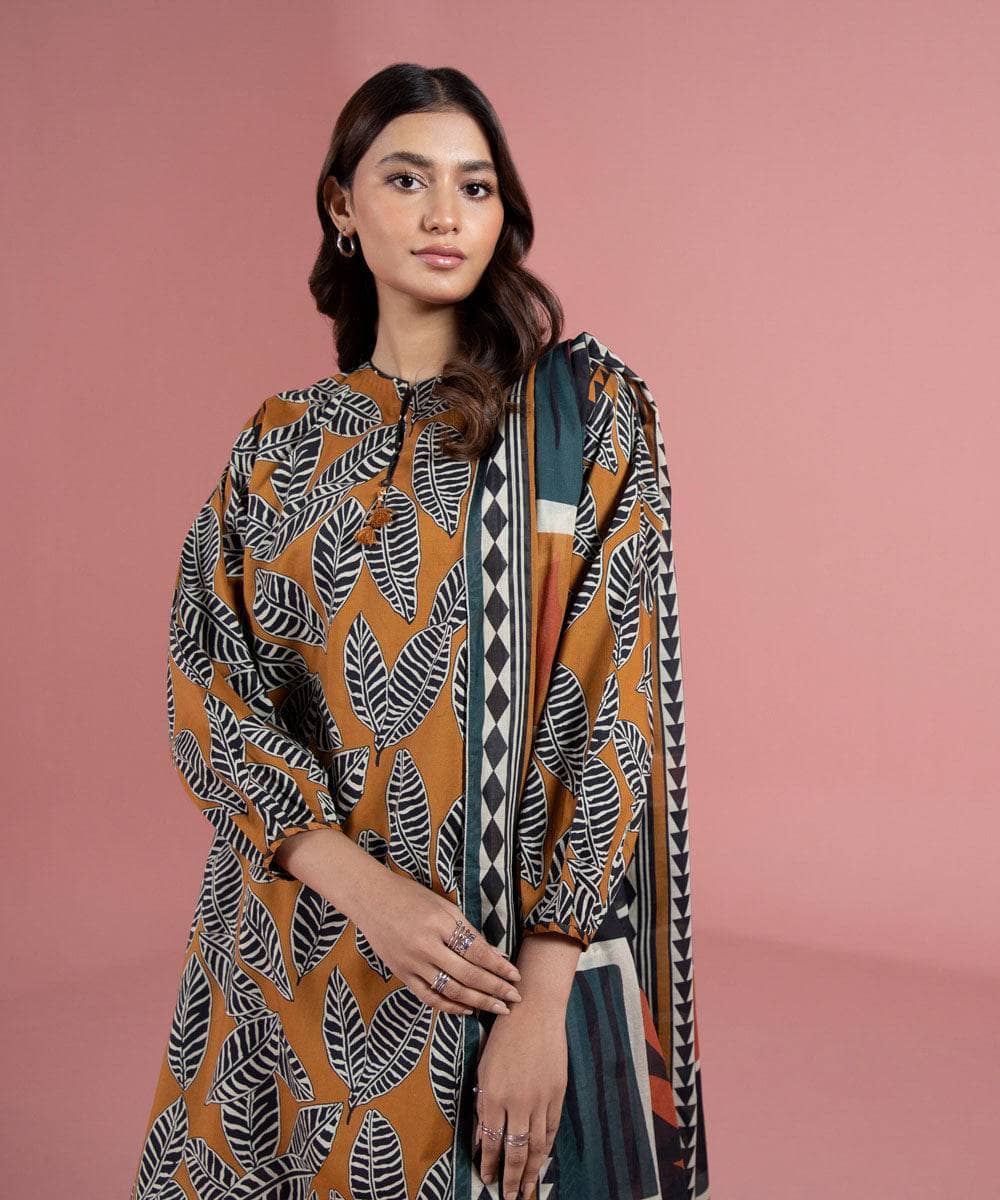 Img_sapphire_day_to_day_lawn_23_awwal_boutique_awwal_boutique