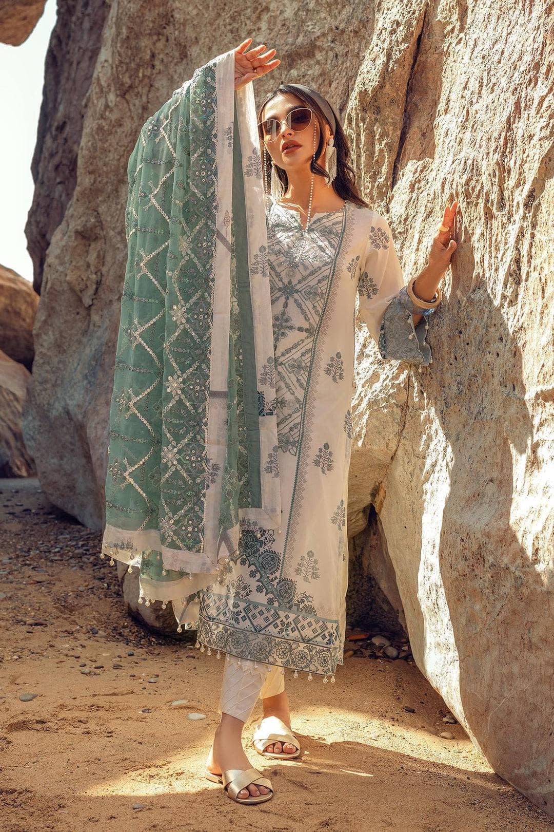 img_nureh_maya_swiss_voil_awwal_boutique