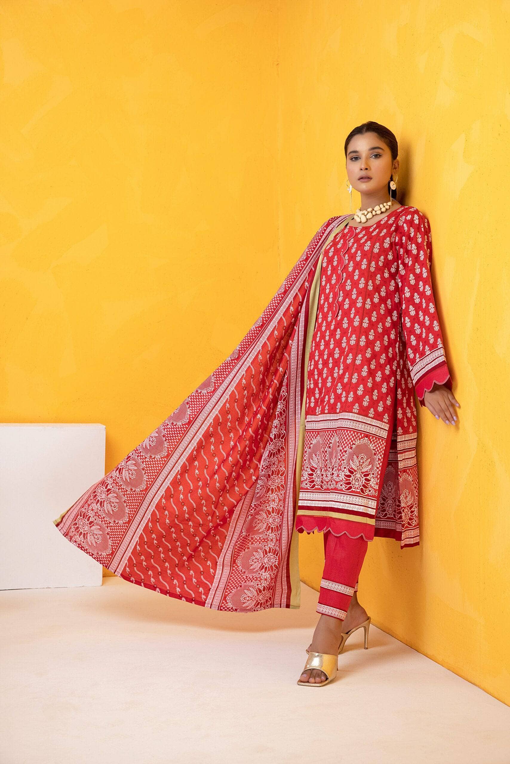 img_erum_misha_lawn_22_awwal_boutique