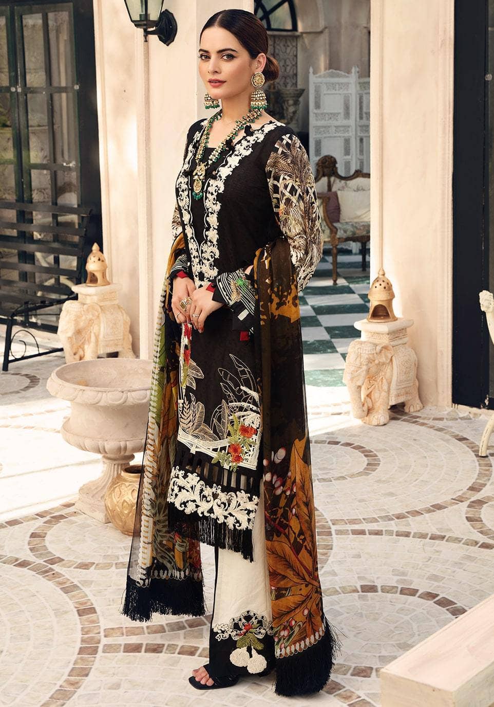 img_elaf_festive_chikankari_lawn_collection_awwal_boutique