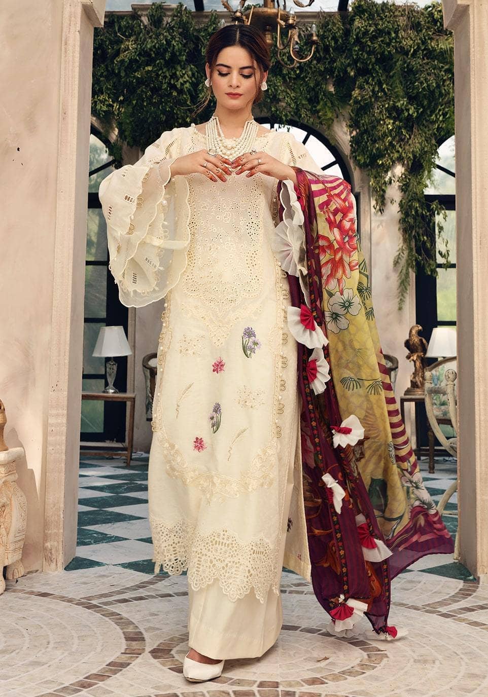 img_elaf_festive_chikankari_lawn_collection_awwal_boutique