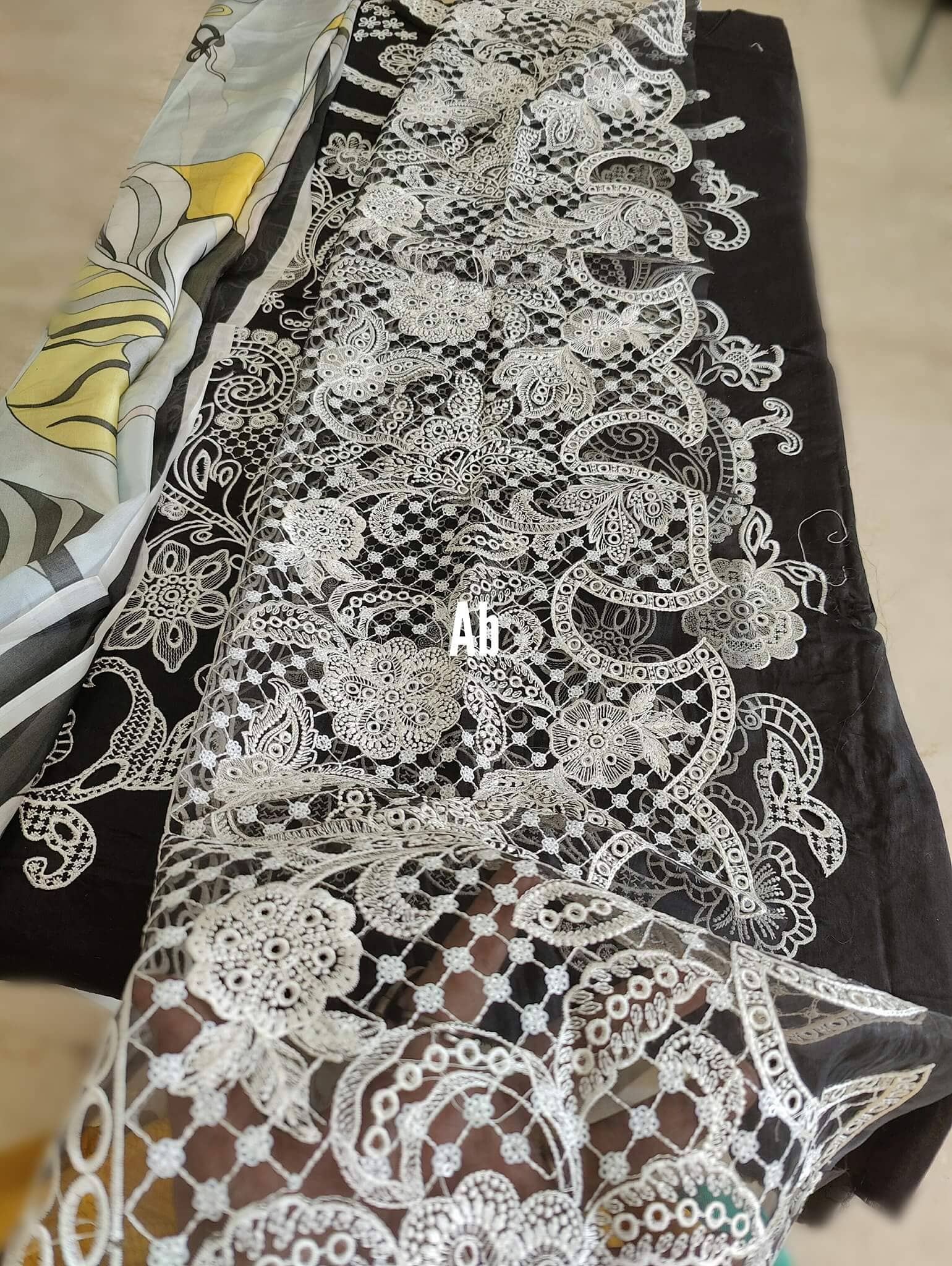 img_mushq_awwal_boutique_lawn