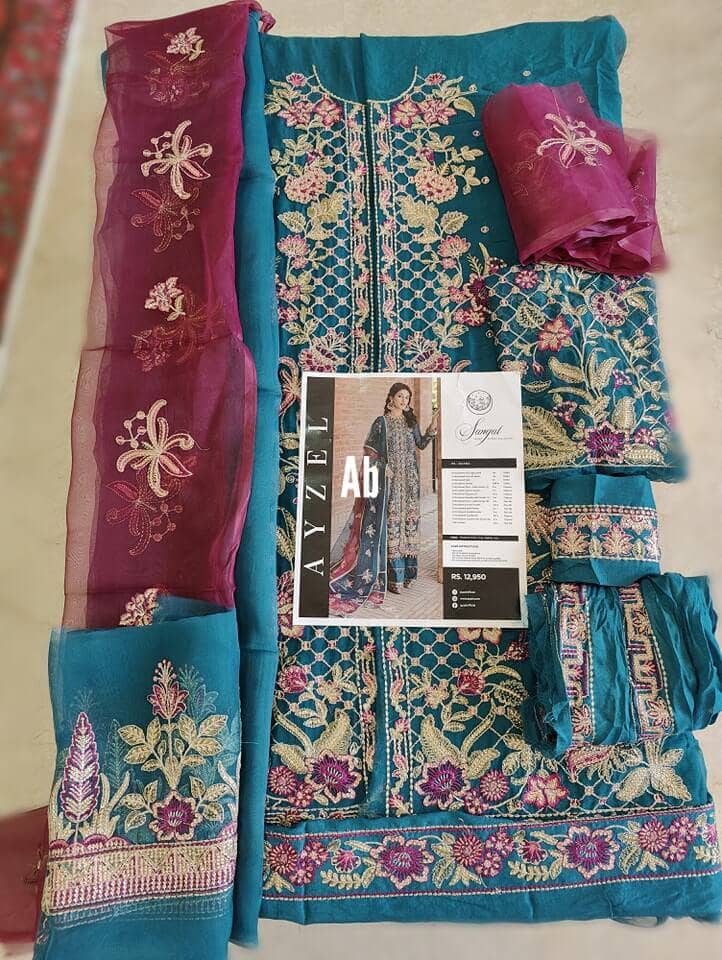 img_open_pic_afrozeh_ayzal_sangat_awwal_boutique