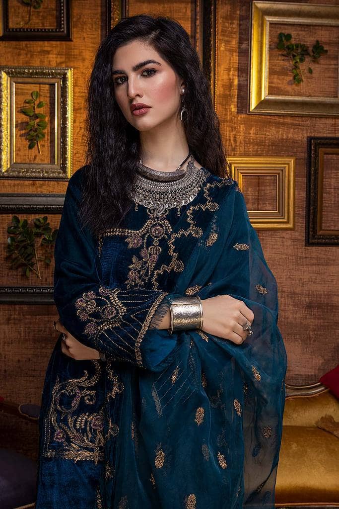 img_charizma_signora_velvet_awwal_boutique