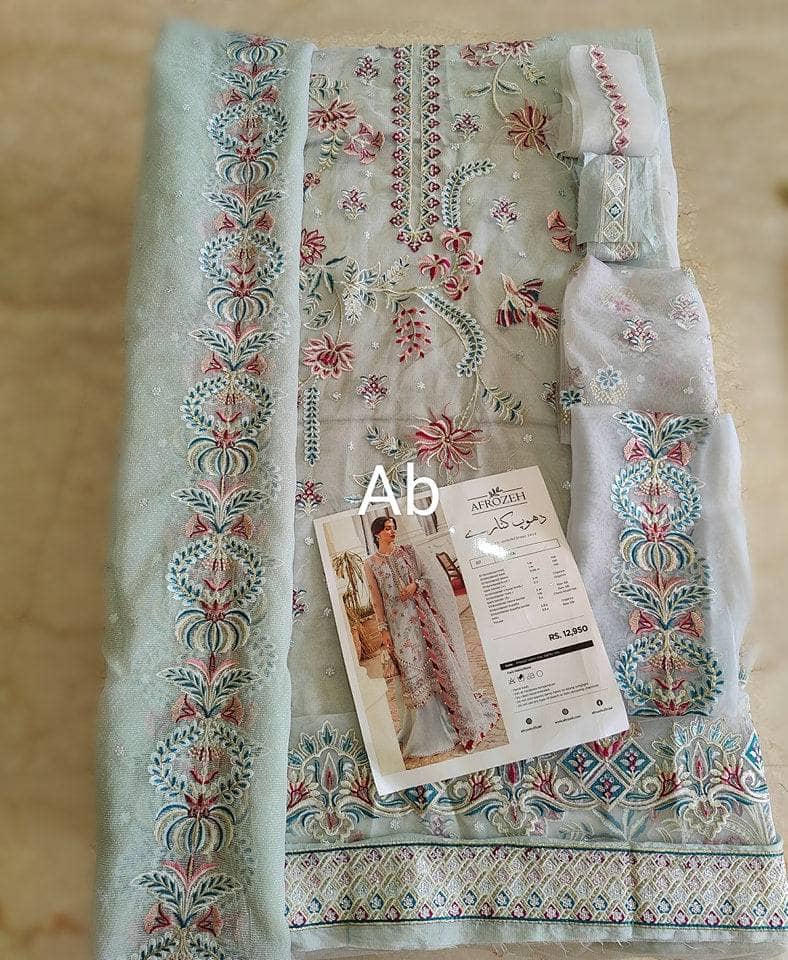 img_open_pics_afrozeh_dhoop_kinaarey_awwal_boutique