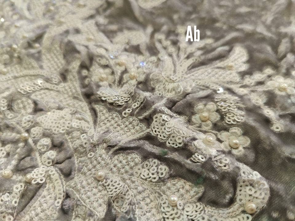 img_open_pic_maria_b_velvet_awwal_boutique