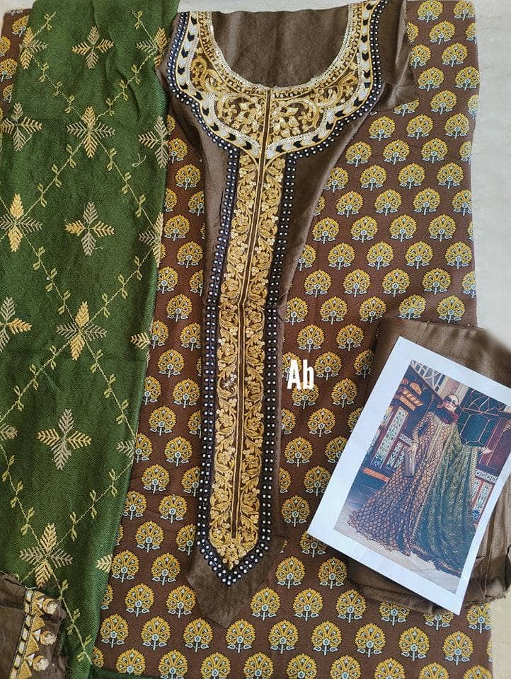 img_maria_b_linen_embroidered_shawl_awwal_boutique