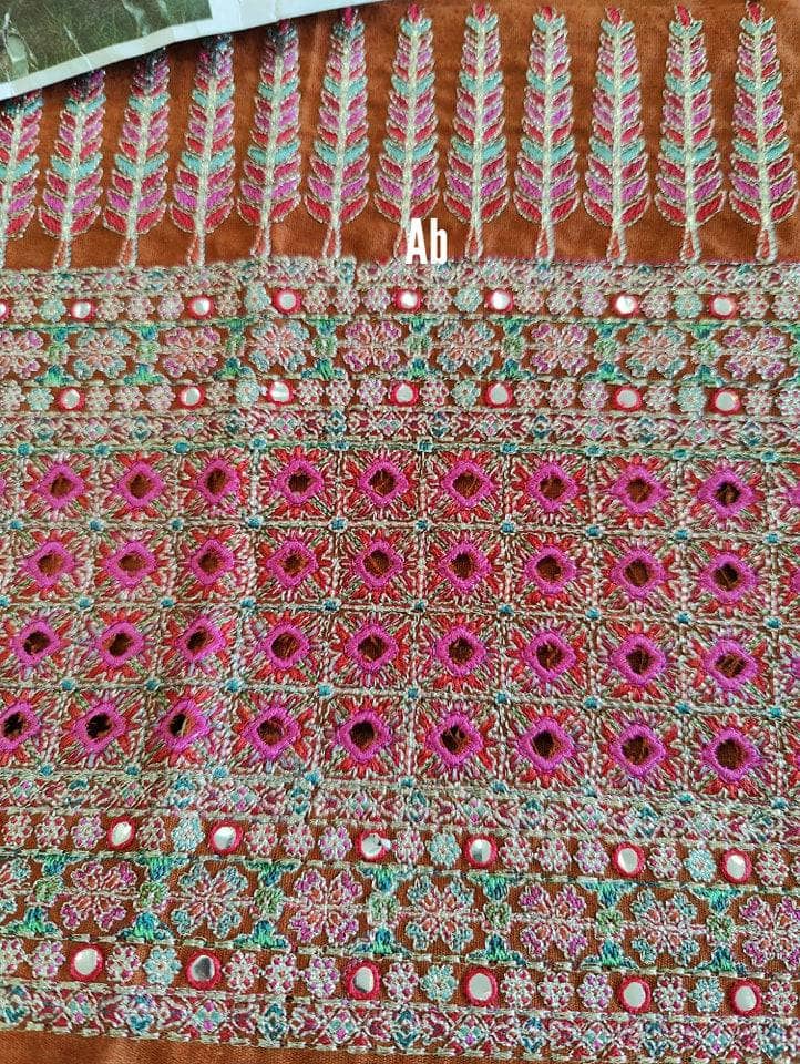 img_open_pic_hussain_rehar_paar_awwal_boutique