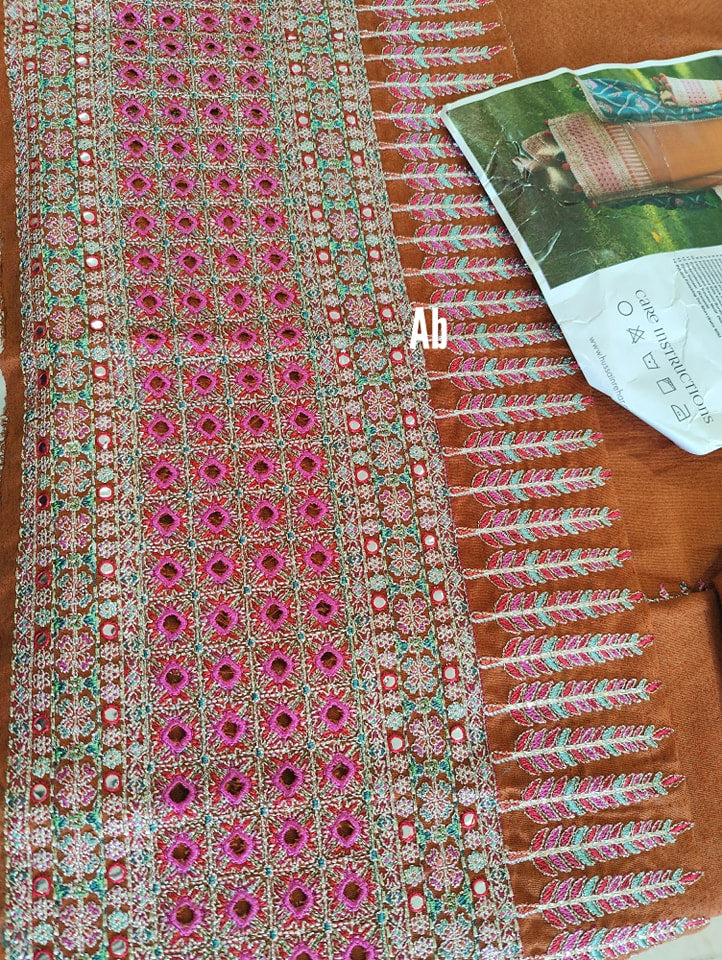 img_open_pic_hussain_rehar_paar_awwal_boutique