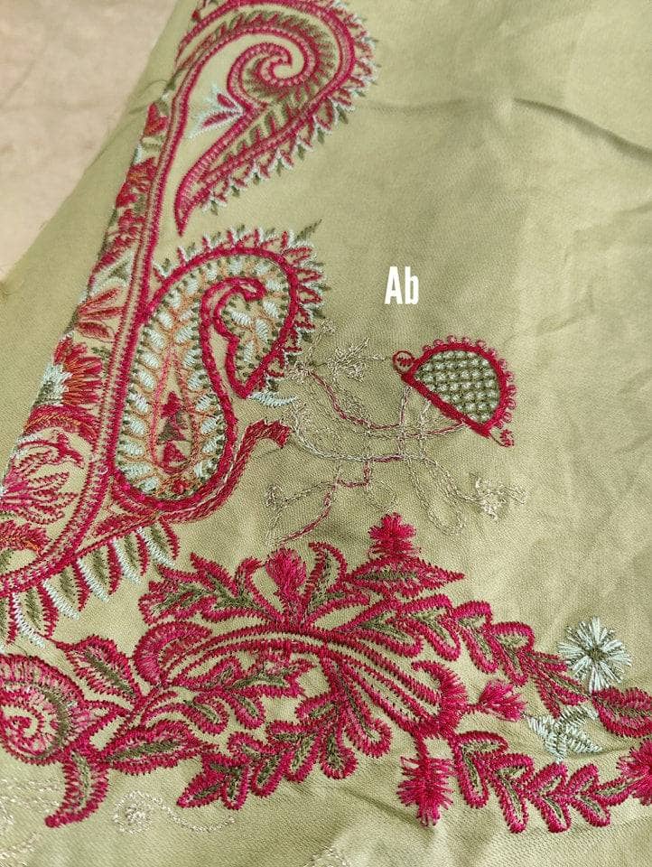 img_sana_safinaz_luxury_winter_22_awwal_boutique