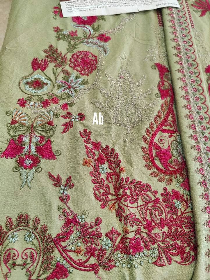 img_sana_safinaz_luxury_winter_22_awwal_boutique