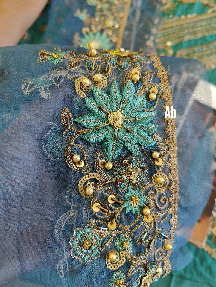 Open Pic /Charizma Dastaan E Jashn/06