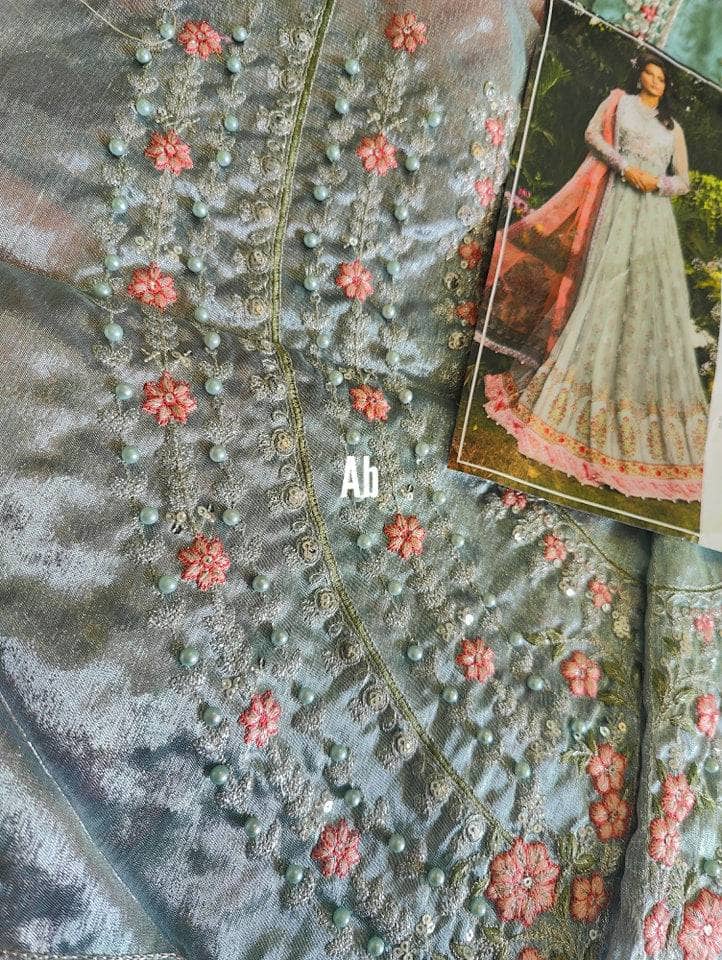 img_maria_b-sateen_open_pic_awwal_boutique