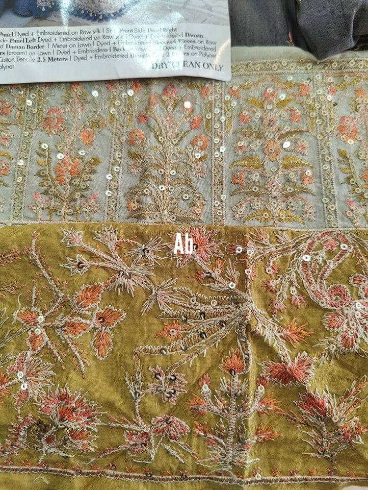 img_open_pic_sana_safinaz_winter_luxury_22_awwal_boutique