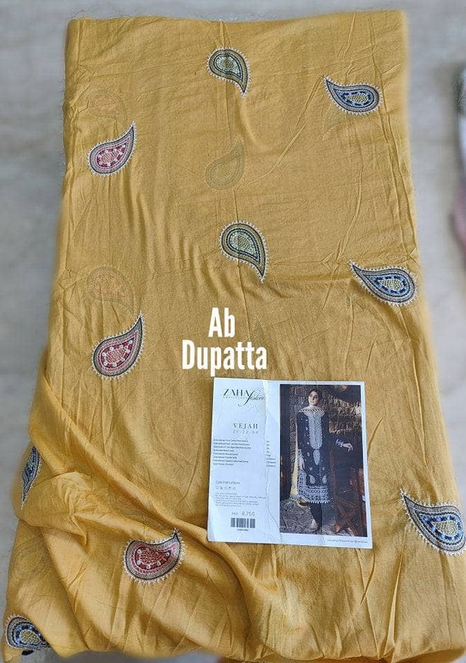 img_open_pic_zaha_lawn_22_awwal_boutique