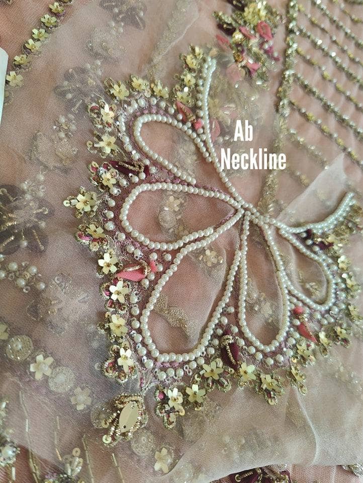 img_maryam_hussain_wedding_awwal_boutique