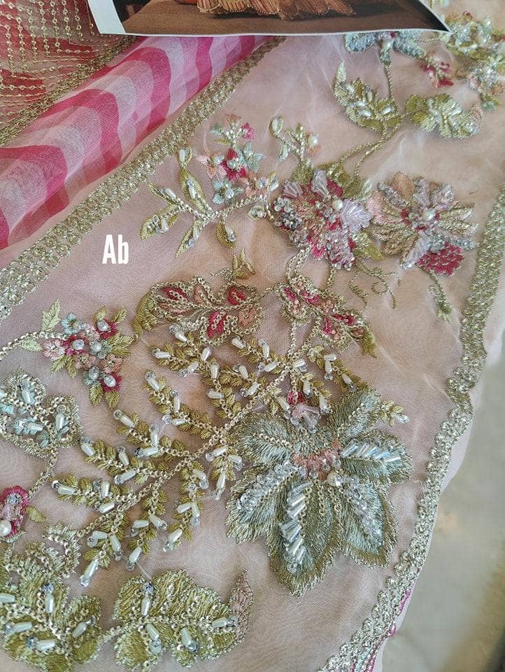 img_open_pic_crimson_wedding_awwal_boutique