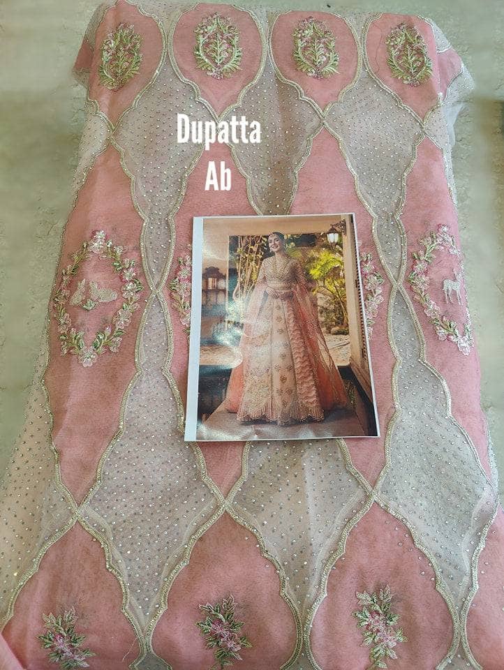 img_open_pic_crimson_wedding_awwal_boutique